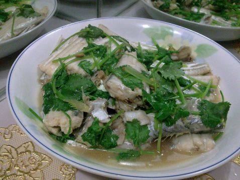 香菜豆酱带鱼步骤7