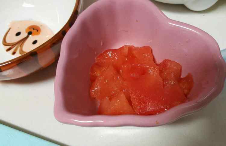 番茄土豆泥三文鱼羹步骤1
