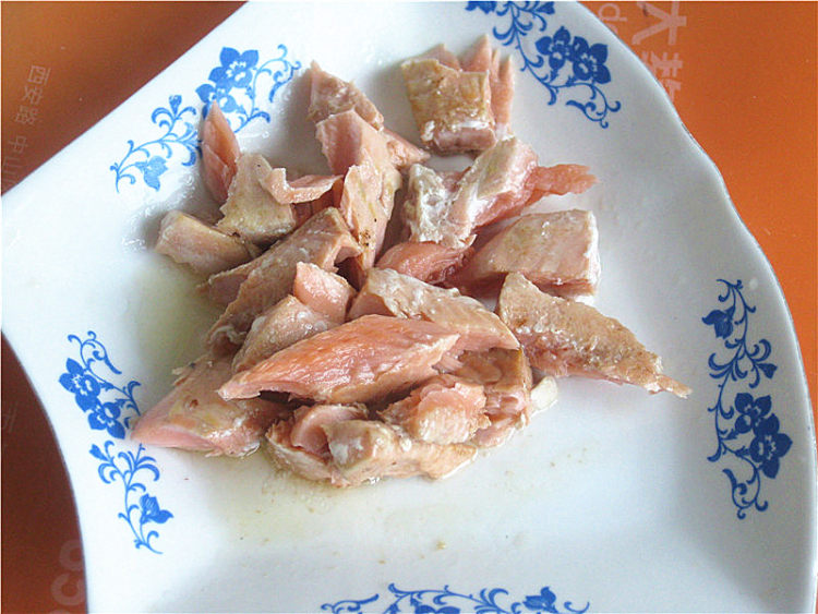三文鱼蛋炒饭步骤7