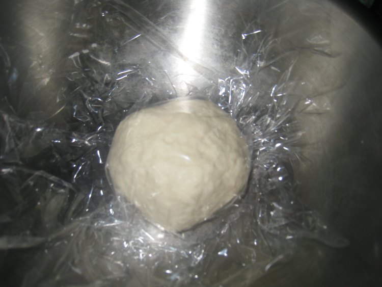 彩椒三文鱼披萨步骤1