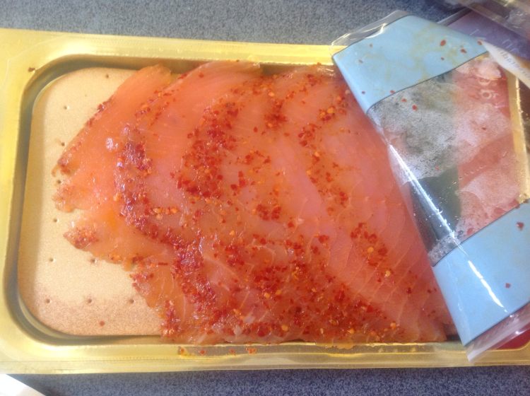 油煎三文鱼肉步骤1