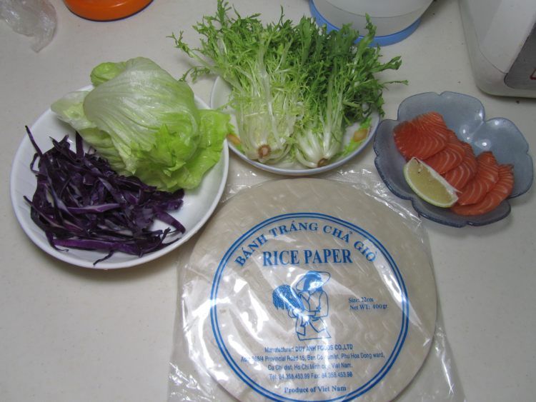 三文鱼蔬菜卷步骤2