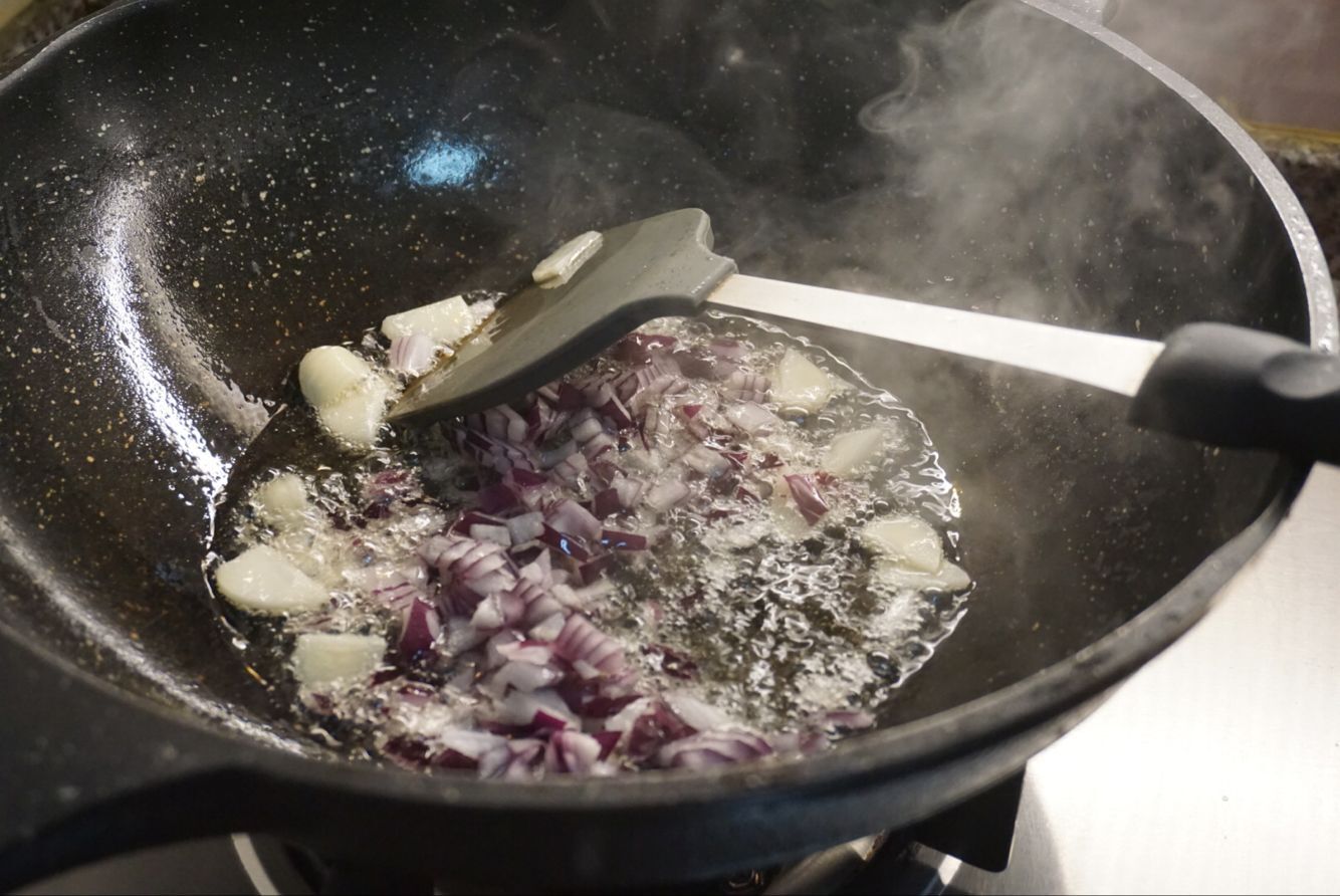 咖喱虾仁豆腐步骤2