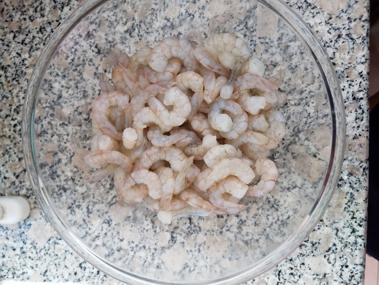 什锦虾仁步骤1