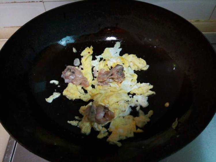 海鲜青菜鸡蛋酱步骤2