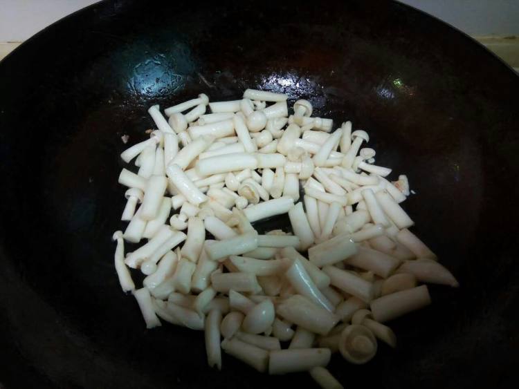海鲜青菜鸡蛋酱步骤4