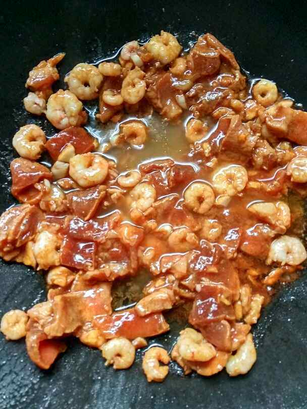 鲜虾瘦肉炒青椒步骤5
