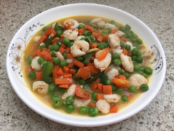 胡萝卜青豆炒虾仁步骤11