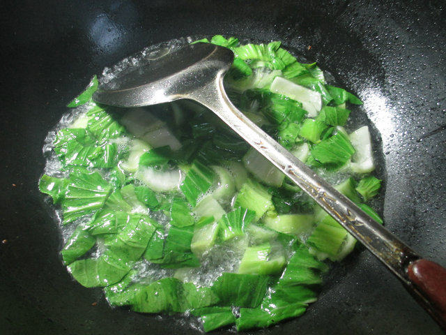 虾仁青菜面疙瘩步骤6