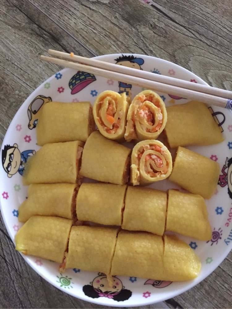 胡萝卜鲜虾蛋卷步骤7