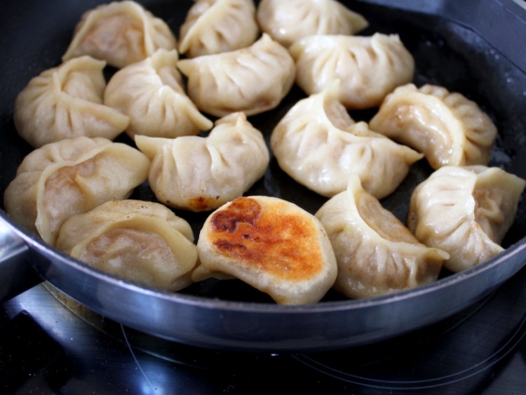 猪肉白菜虾仁煎饺步骤14