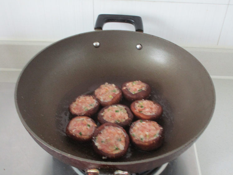 虾肉醸香菇步骤6