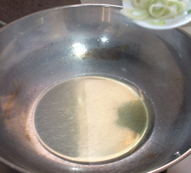 虾仁扒油菜步骤7