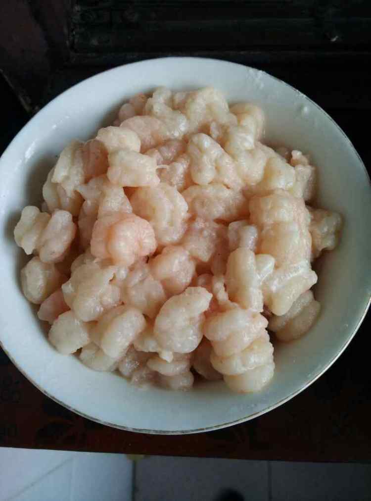 玉米虾仁步骤2