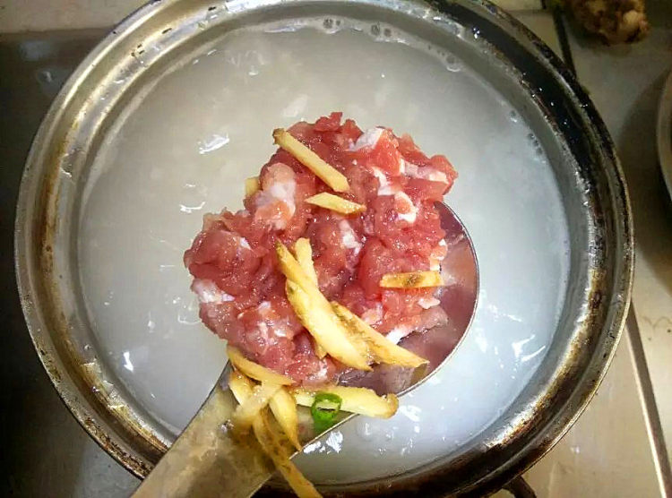 虾干肉末粥步骤4