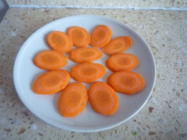 虾仁土豆蒸丸子步骤7