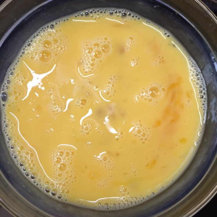西葫芦虾仁锅贴步骤4