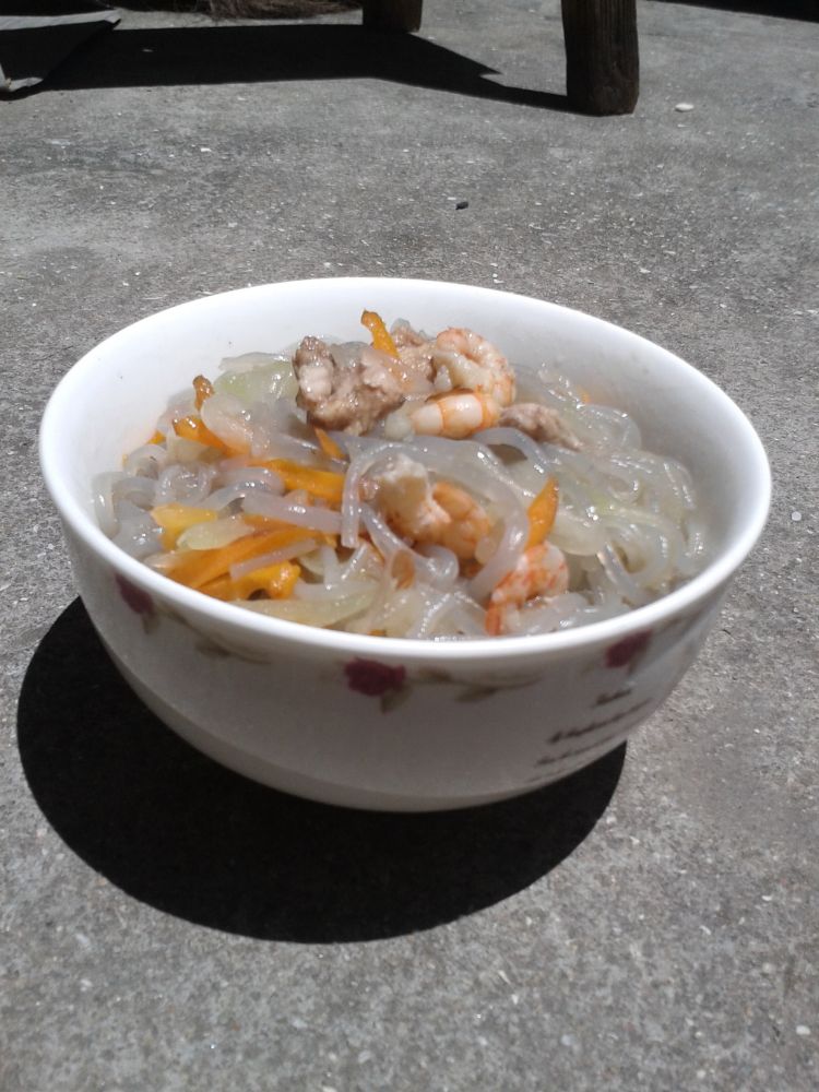 虾仁瘦肉炒粉团步骤6