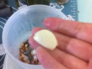 【手工美食】虾仁青酱步骤7