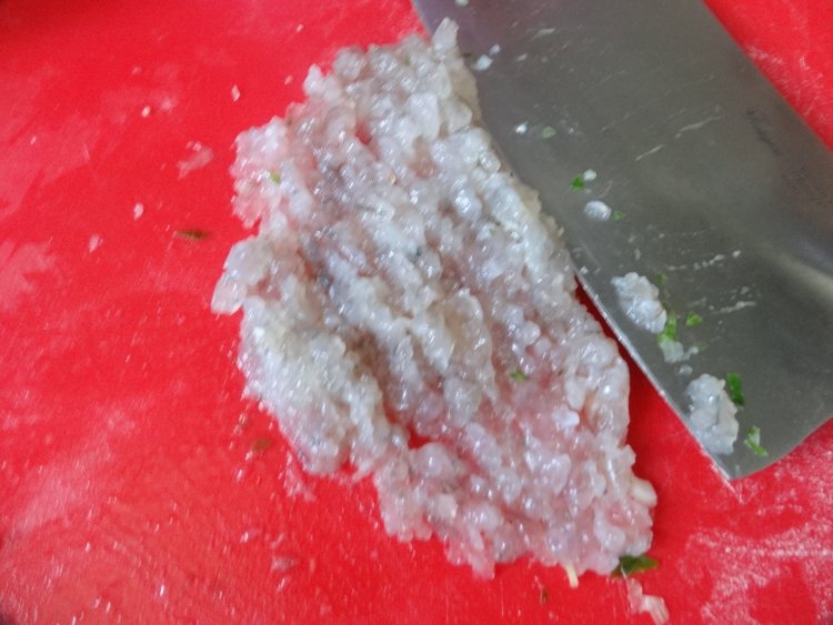 虾仁猪肉粉丝包子步骤3