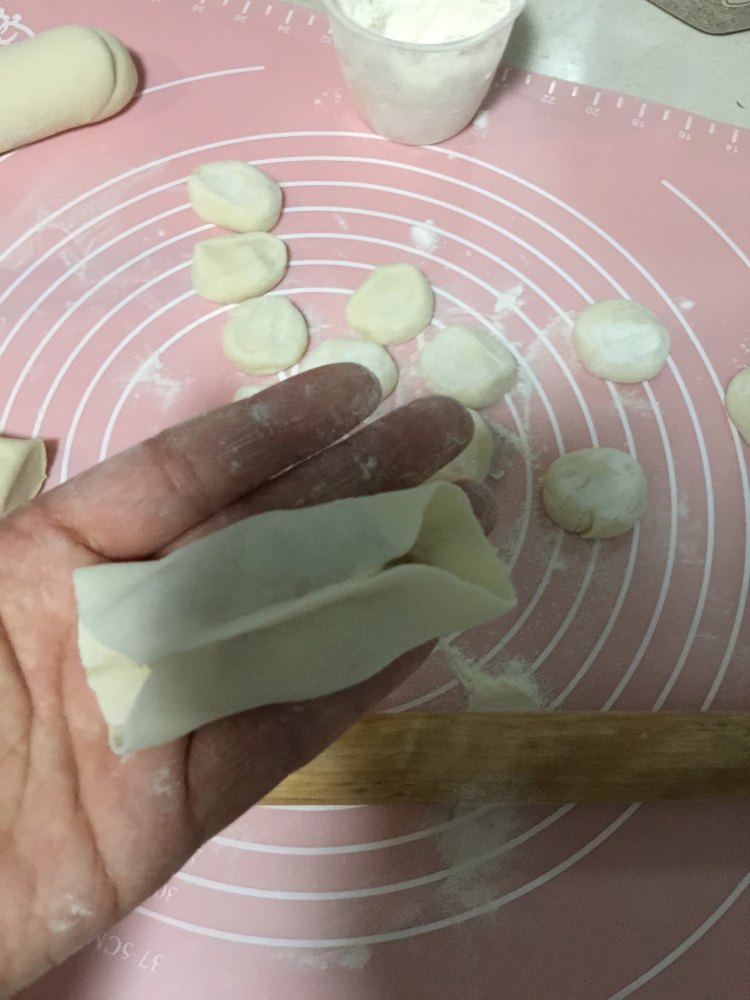 角瓜鸡蛋虾仁锅贴步骤10