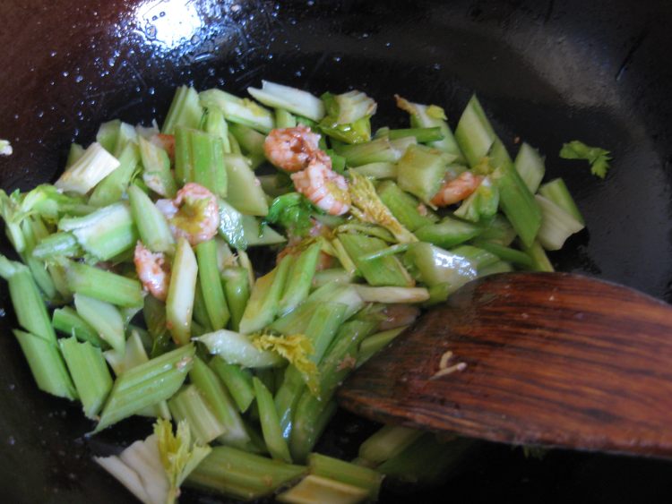 腰果芹菜步骤5