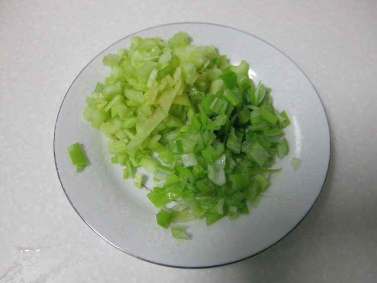 蒸虾仁豆腐丸子步骤3