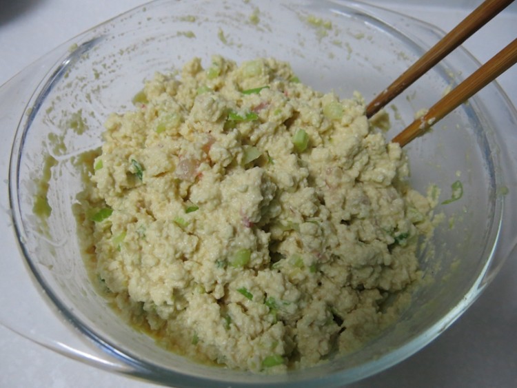 蒸虾仁豆腐丸子步骤6