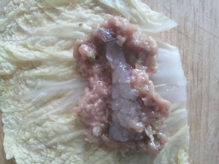 虾仁蔬菜卷步骤4