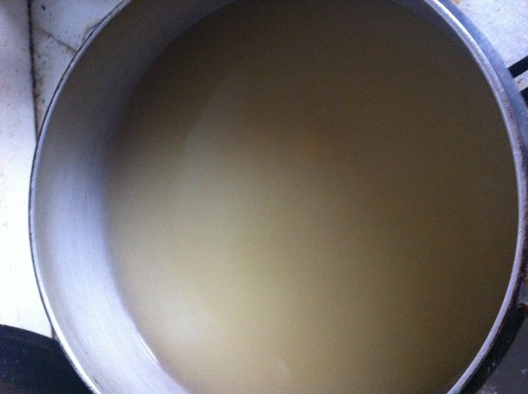 蟹粉海鲜粥步骤2