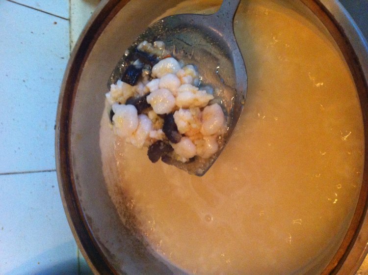 蟹粉海鲜粥步骤9