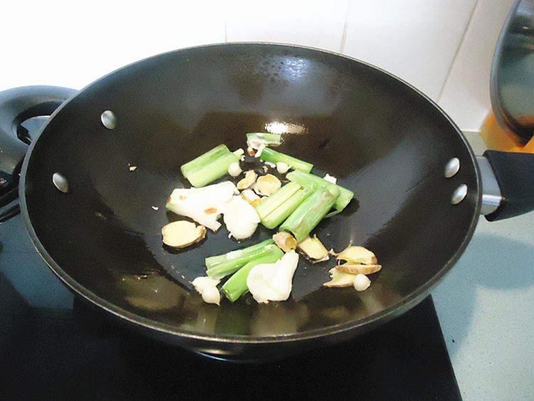 虾仁豆腐羹步骤4