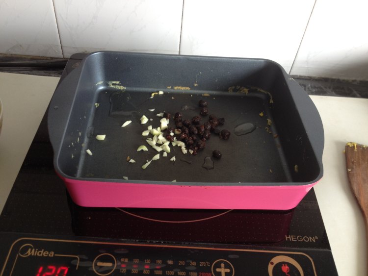 豉香虾仁炒蛋步骤5