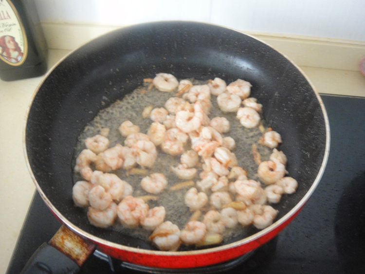 糟熘青豆虾仁步骤8