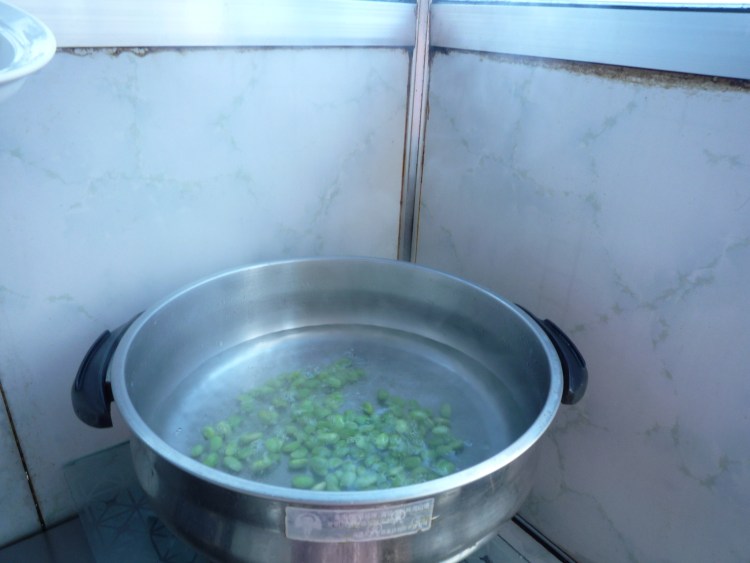 胡萝卜虾仁蛋卷步骤3
