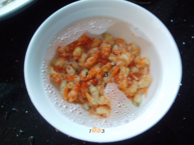 虾仁菜脯步骤4