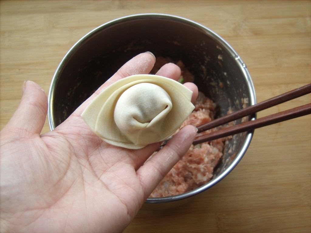 虾肉云吞面步骤4
