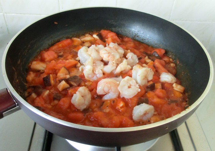 虾仁滑蛋烩饭步骤7