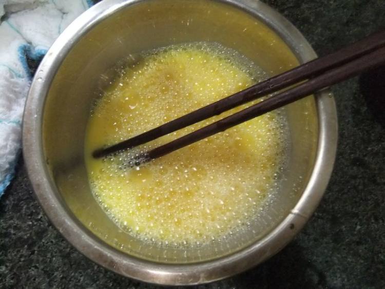 虾仁水蛋步骤4