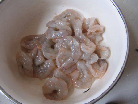 鱼香虾仁步骤4