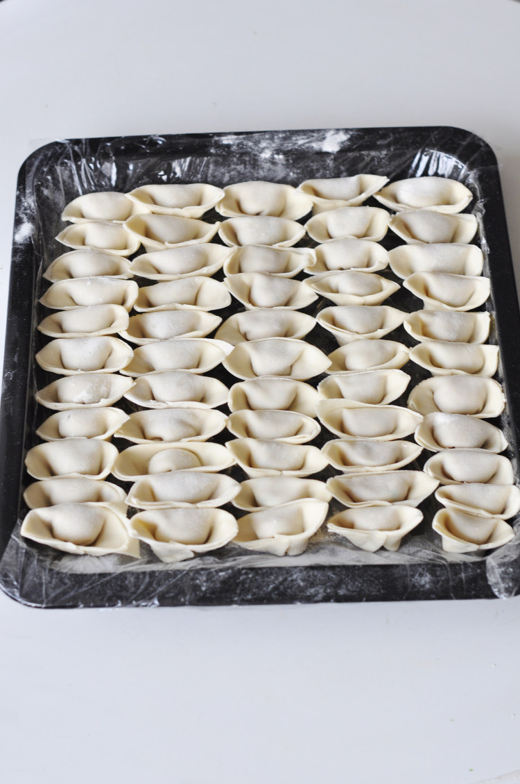 荠菜三鲜大馄饨步骤5