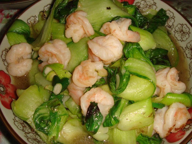 油菜炒虾仁步骤7