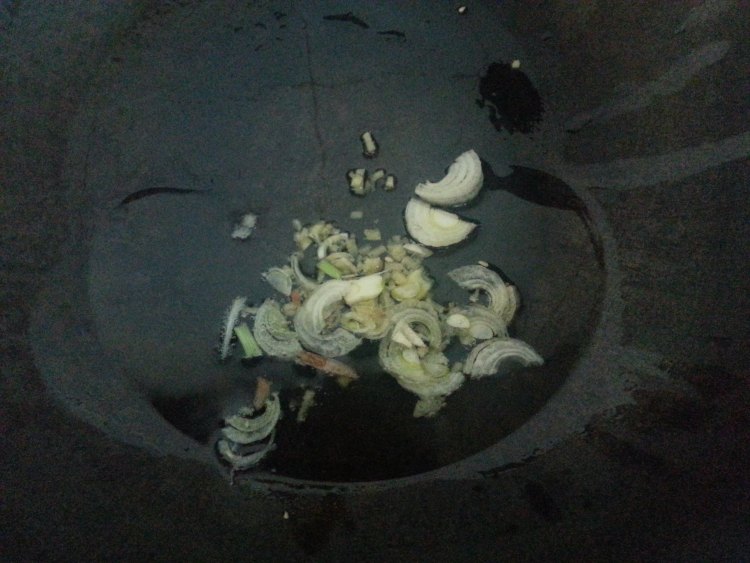 虾仁碎豆腐步骤6