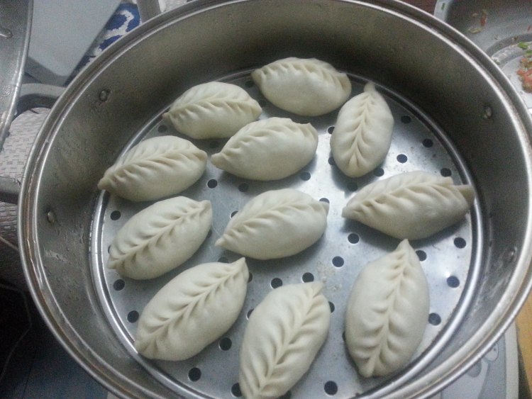 虾仁白菜蒜苗蒸饺步骤19