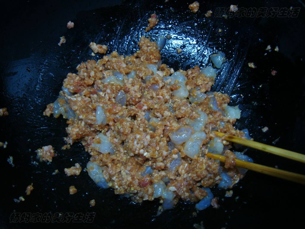 韭菜虾仁饺子馅步骤5