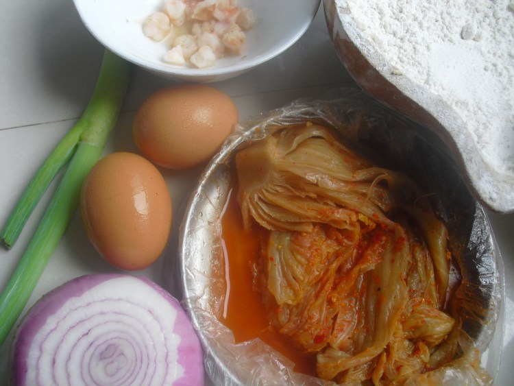 泡菜海鲜饼步骤1