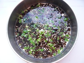 木耳虾仁炒蛋步骤3
