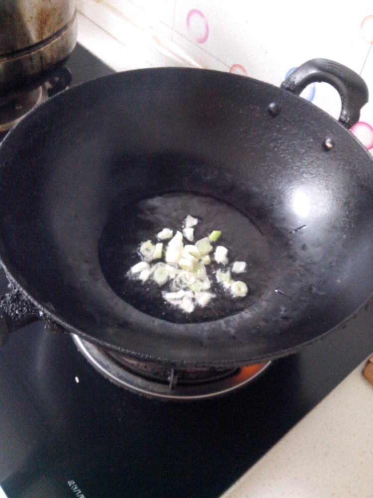 小油菜炒虾仁步骤5