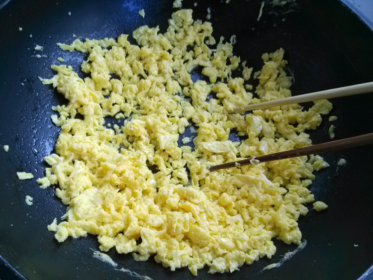 韭菜三鲜馅馅饼步骤3