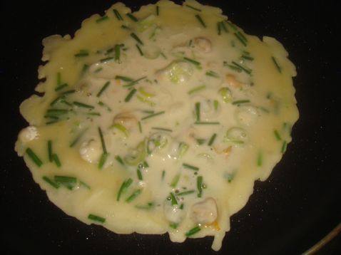 海鲜鸡蛋饼步骤7